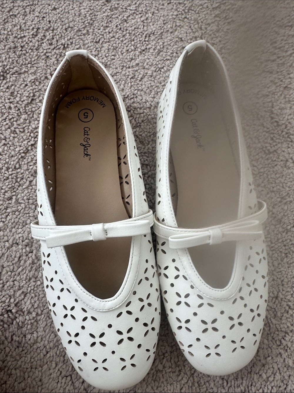 Cat & Jack White Laser-Cut Bow Ballet Flats